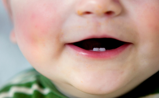 salida-de-los-dientes-de-los-bebes